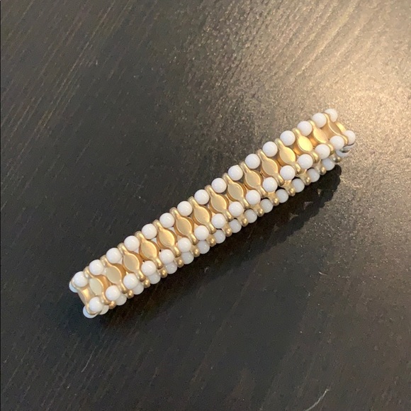White and Gold Stretchy Bracelet - Picture 2 of 3